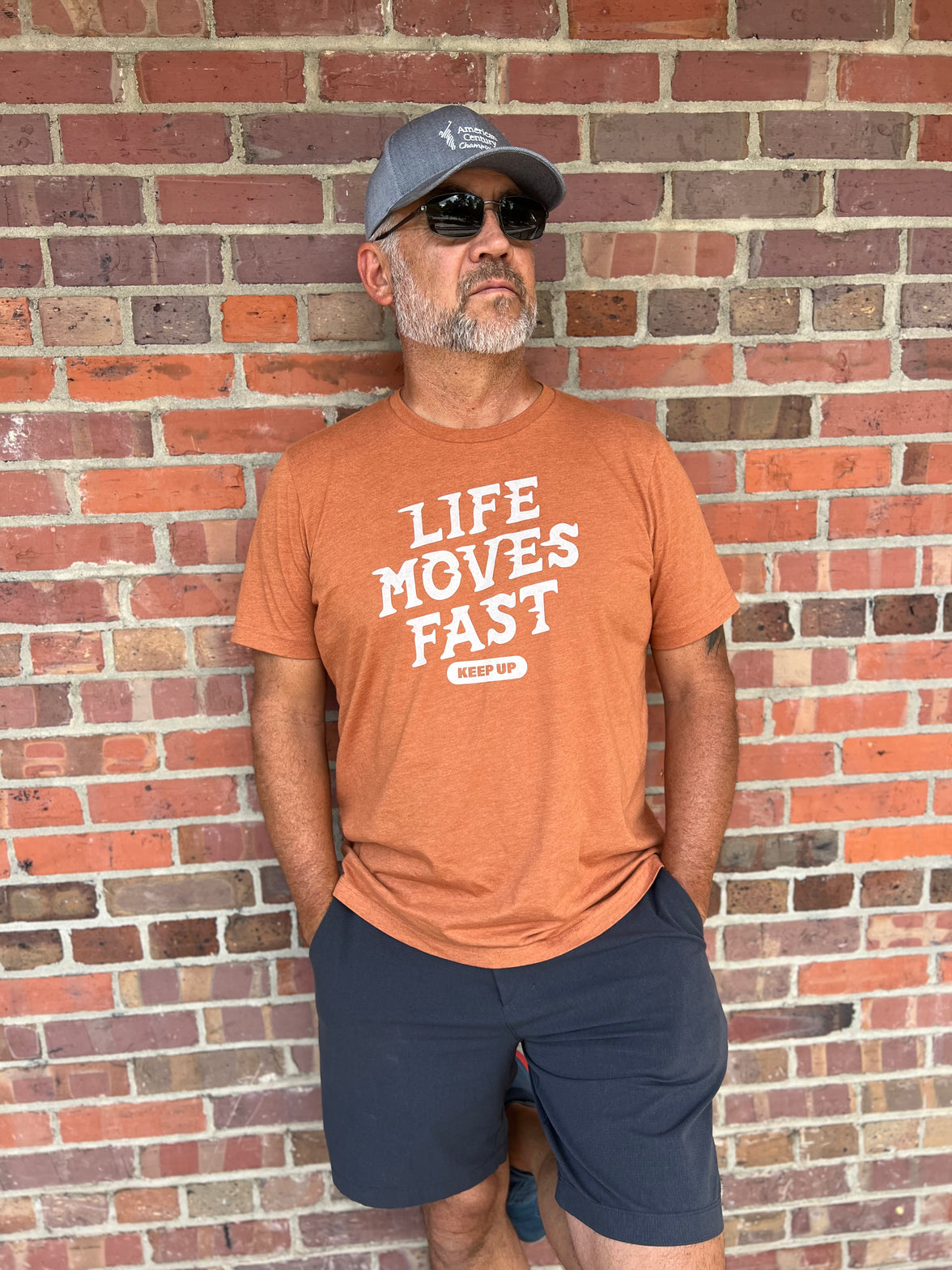 T-Shirt Men - Life Moves Fast